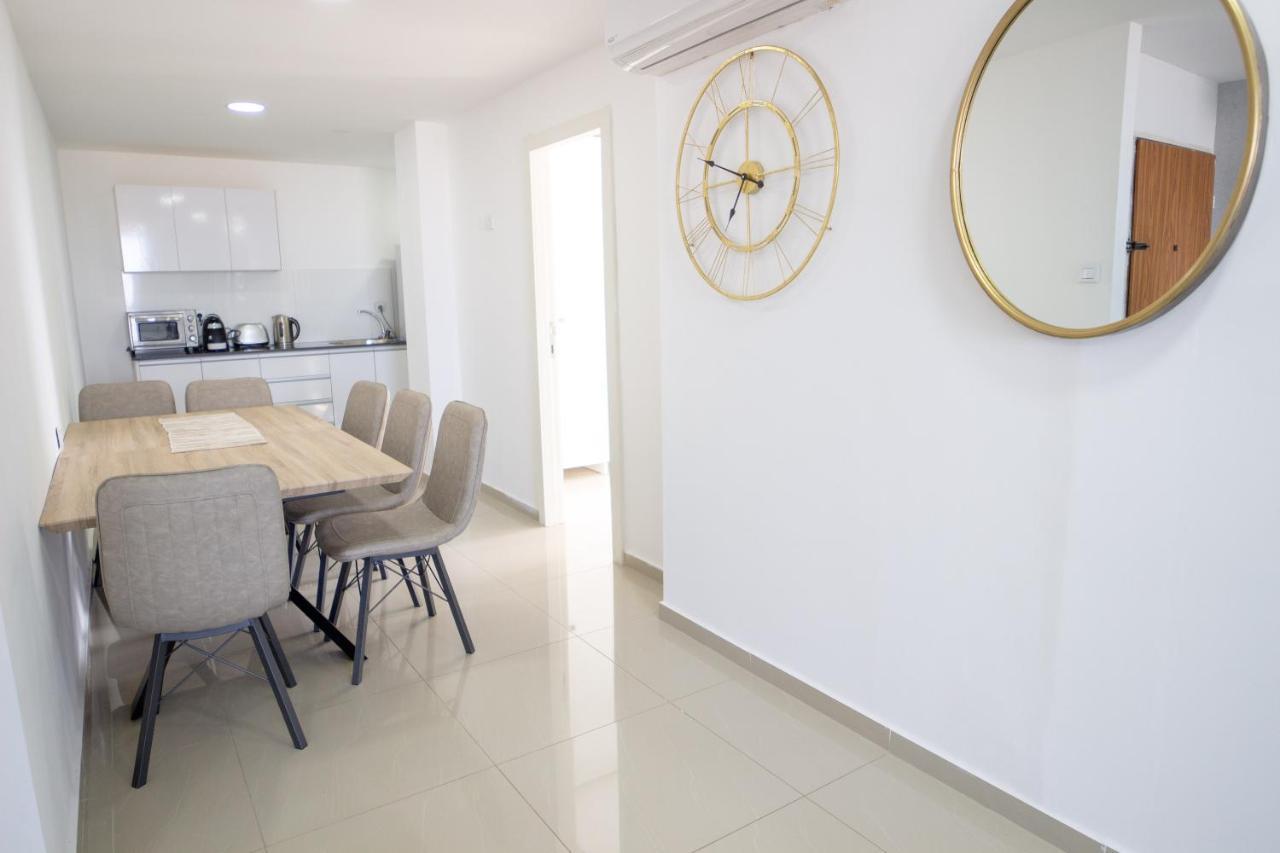 Ferienwohnung Yalarent Seaview 3Br Apt - Families Only Eilat Exterior foto